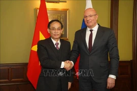 Delegación del Partido Comunista de Vietnam realiza visita a Rusia
