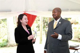 Amplias actividades de vicepresidenta vietnamita en Uganda