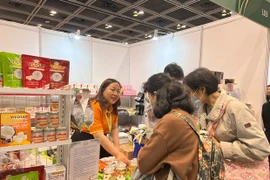 Empresas vietnamitas participan en exposición de comida vegetariana en Hong Kong