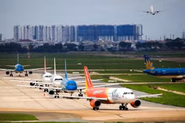 Aumentan trenes y aviones para atender necesidades de viaje por el Tet en Vietnam