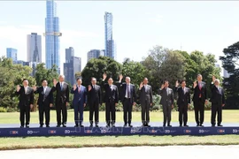 Cumbre ASEAN-Australia: Premier vietnamita se reúne con líderes de otros países 