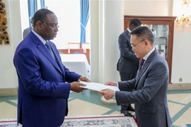 Senegal dispuesto a cooperar con Vietnam para abordar problemas globales
