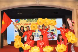 Fortalecen la solidaridad dentro de la comunidad vietnamita en Macao (China)