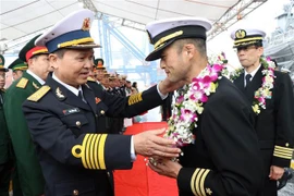 Dos buques japoneses atracan en ciudad vietnamita de Hai Phong