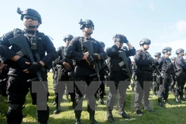 Indonesia intensa vigilancia policial en sitios públicos para una Navidad segura