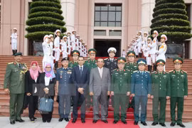 Vietnam y Malasia amplían cooperación en defensa