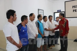Vietnam enfrenta dificultades en protección de pescadores en el extranjero 