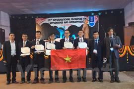 Vietnam logra encomiable resultado en Olimpiada de Astronomía en India