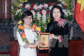 Vicepresidenta de Vietnam aprecia logros de científicos jóvenes