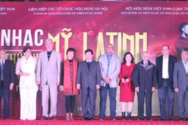 Organizan octava Velada de Música latinoamericana en capital vietnamita