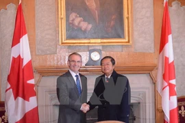 Continúan actividades de delegación parlamentaria de Vietnam en Canadá