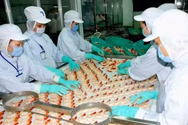 Vietnam fija meta para exportación de productos acuáticos en 2017