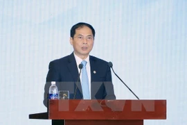 Perú traspasa a Vietnam presidencia de APEC