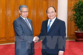 Premier de Vietnam insta medidas para impulsar el comercio con Malasia