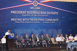Presidente de Filipinas realiza visita oficial a Camboya