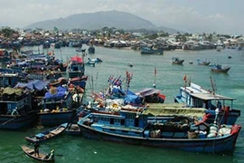 Tra Vinh apoya a los grupos cooperativos en la pesca en alta mar