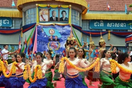Efectúan en Camboya Festival Cultural ASEAN-China