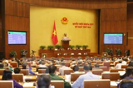 Parlamento vietnamita discute borradores de leyes de Planificación y Seguridad Personal