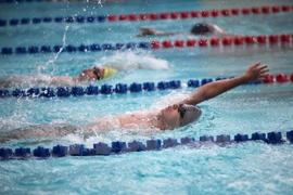 Vietnam se impone en torneo regional de natación 