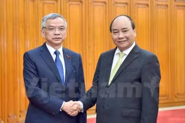 Premier vietnamita insta a Laos a monitorear impactos de centrales hidroeléctricas