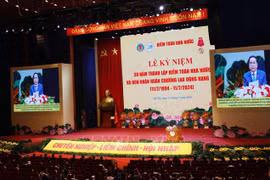 El presidente de la Asamblea Nacional de Vietnam, Tran Thanh Man, habla en el evento. (Fuente: VNA)