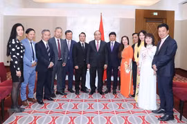 [Foto] Primeras actividades del premier vietnamita en Austria