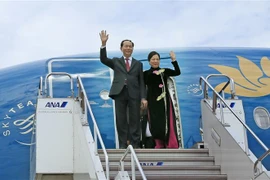 [Fotos] Presidente vietnamita llega a Japón para iniciar visita estatal