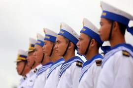 Vietnam mantiene firme postura sobre asunto del Mar del Este y COC