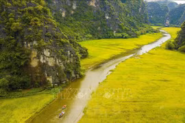 Ninh Binh figura entre las 10 maravillas del mundo libre de multitudes 
