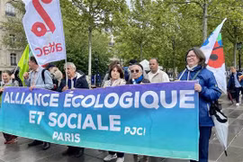 Vietnamitas y franceses se manifiestan en apoyo de la demanda de Tran To Nga. (Foto: VNA)