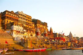 Vietnam e India fortalecen cooperación en turismo espiritual