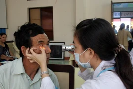 Vietnam celebra diferentes actividades por el Día Mundial de la Visión 