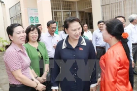 Presidenta de Parlamento vietnamita aclara dudas de votantes de Can Tho