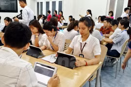 Samsung apoya a Vietnam en formación de recursos humanos en tecnología informativa 