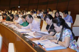 Asamblea Nacional de Vietnam continúa debates sobre proyectos de leyes