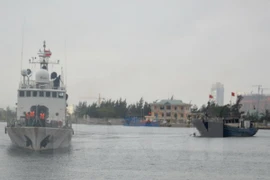Diez pescadores salvados del naufragio