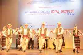 Intensifican cooperación cultural-artística entre Vietnam y Rumanía