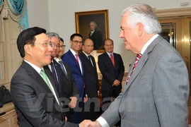 Vietnam patentizó esfuerzos para intensificar asociación integral con EE.UU.