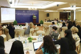 Funcionarios del APEC debaten sobre participación de mujeres en negocios inclusivos