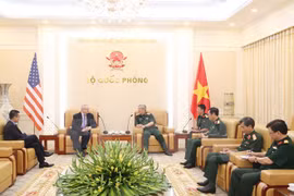 Vietnam y Estados Unidos abogan por promover nexos comerciales 
