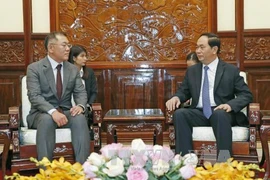 Presidente de Vietnam pide a grupo Hyundai Motor ampliar sus negocios en el país 