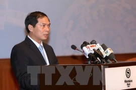 Vietnam y España se comprometen a facilitar la conectividad empresarial