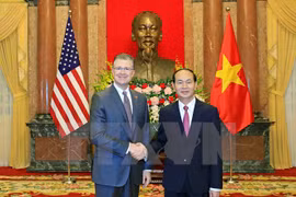 Presidente de Vietnam recibe a embajadores de Nigeria, Grecia y Estados Unidos 