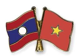 Hanoi comparte experiencias en reformas administrativas con Vientiane
