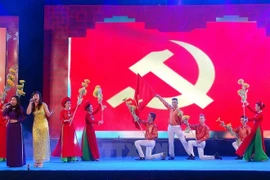Laos y Camboya felicitan por el aniversario del Partido Comunista de Vietnam