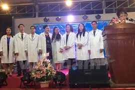 Establecen Asociación de Médicos de Vietnam en Camboya