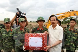 Recuerdan en Vietnam a los soldados caídos por la Patria 