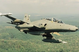 Encuentran restos del avión de combate malayo desaparecido 
