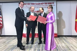 Vietjet firma contratos millonarios con empresas estadounidenses 