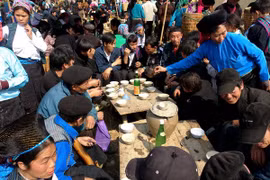 Ha Giang celebra Mercado del Amor Khau Vai 2017
